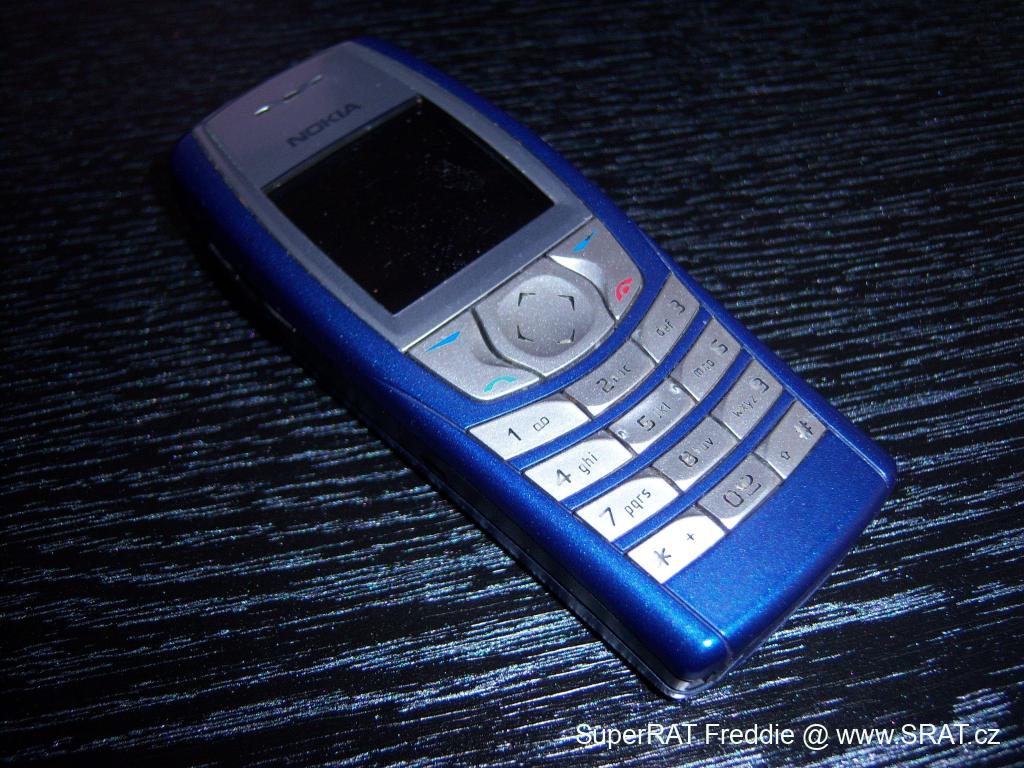 Nokia 6610 v perfektním sběratelském stavu