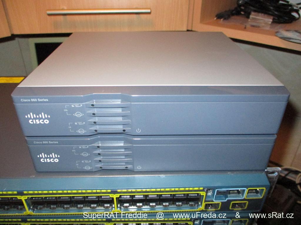 Cisco switche 10Gb/1Gb/100Mb, celá infrastruktura cca 500 portů