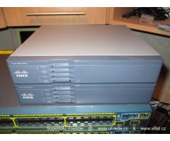 Cisco switche 10Gb/1Gb/100Mb, celá infrastruktura cca 500 portů