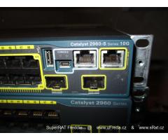 Cisco switche 10Gb/1Gb/100Mb, celá infrastruktura cca 500 portů