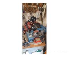 Nářadí, zámky, zámečnické vybavení